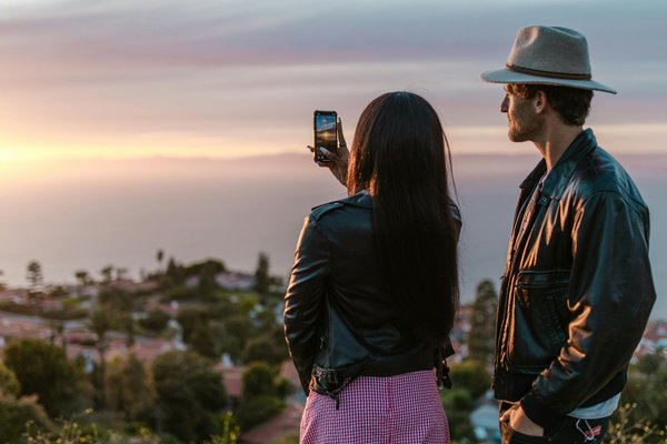 Quelles locations de vacances en Patagonie proposent des randonnées glaciaires et des ateliers de photographie de paysages?